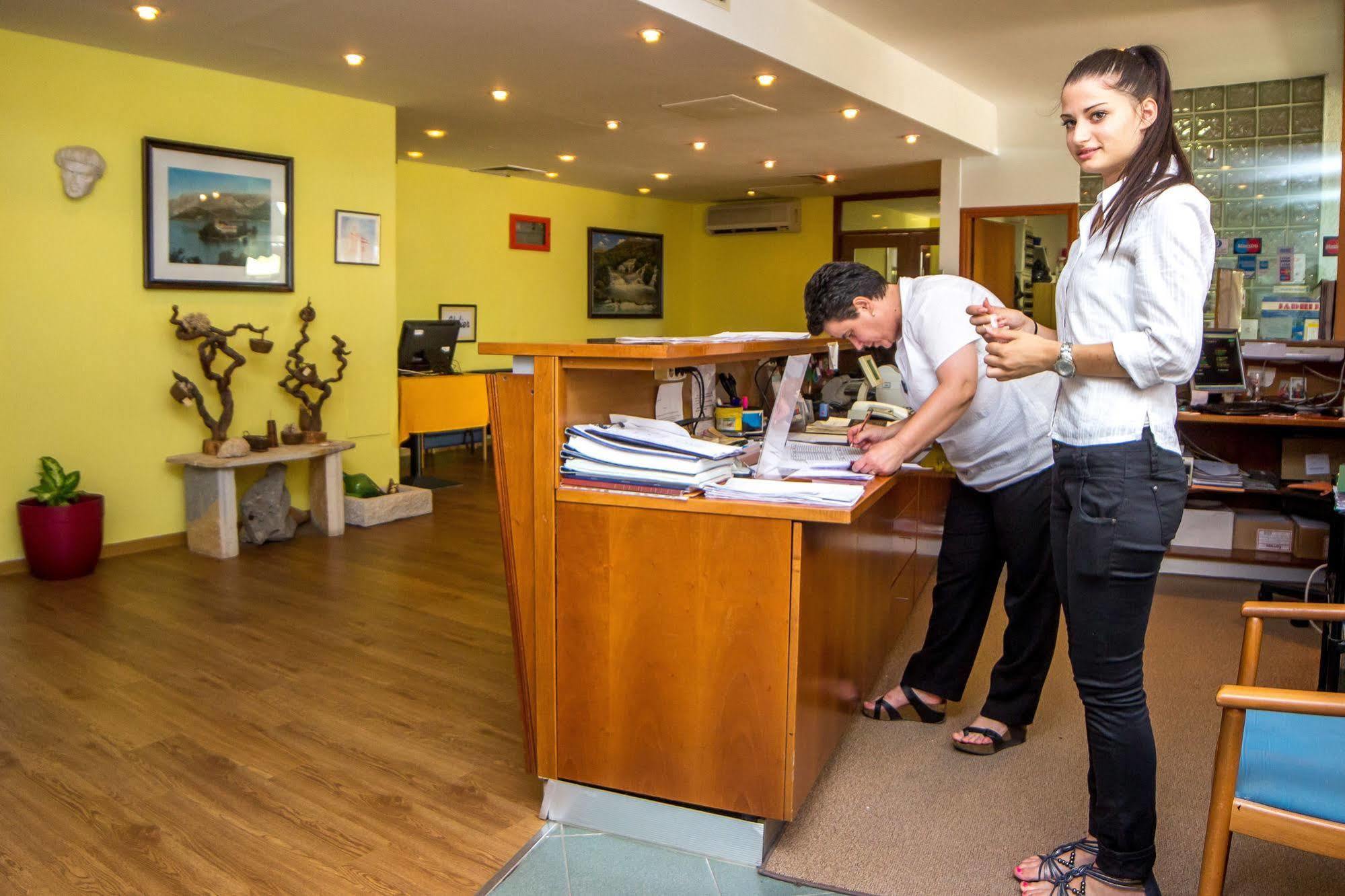 Hotel Jadran Šibenik Bagian luar foto